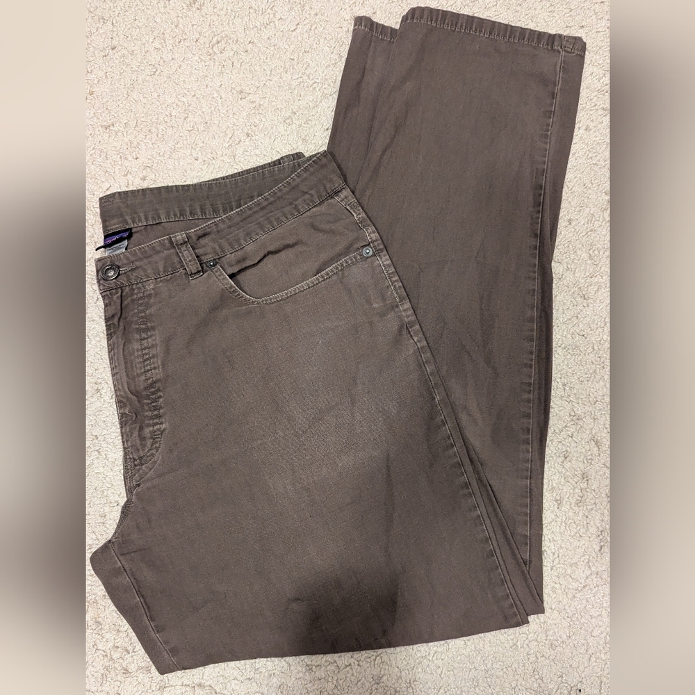 Patagonia Men's Brown Straight Jeans